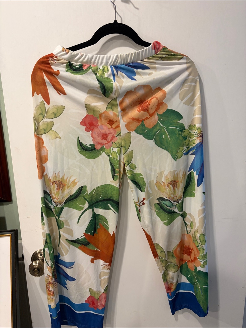 Zara Small Floral Wide-Leg Women’s Pants - White with Multicolor Tropical Print